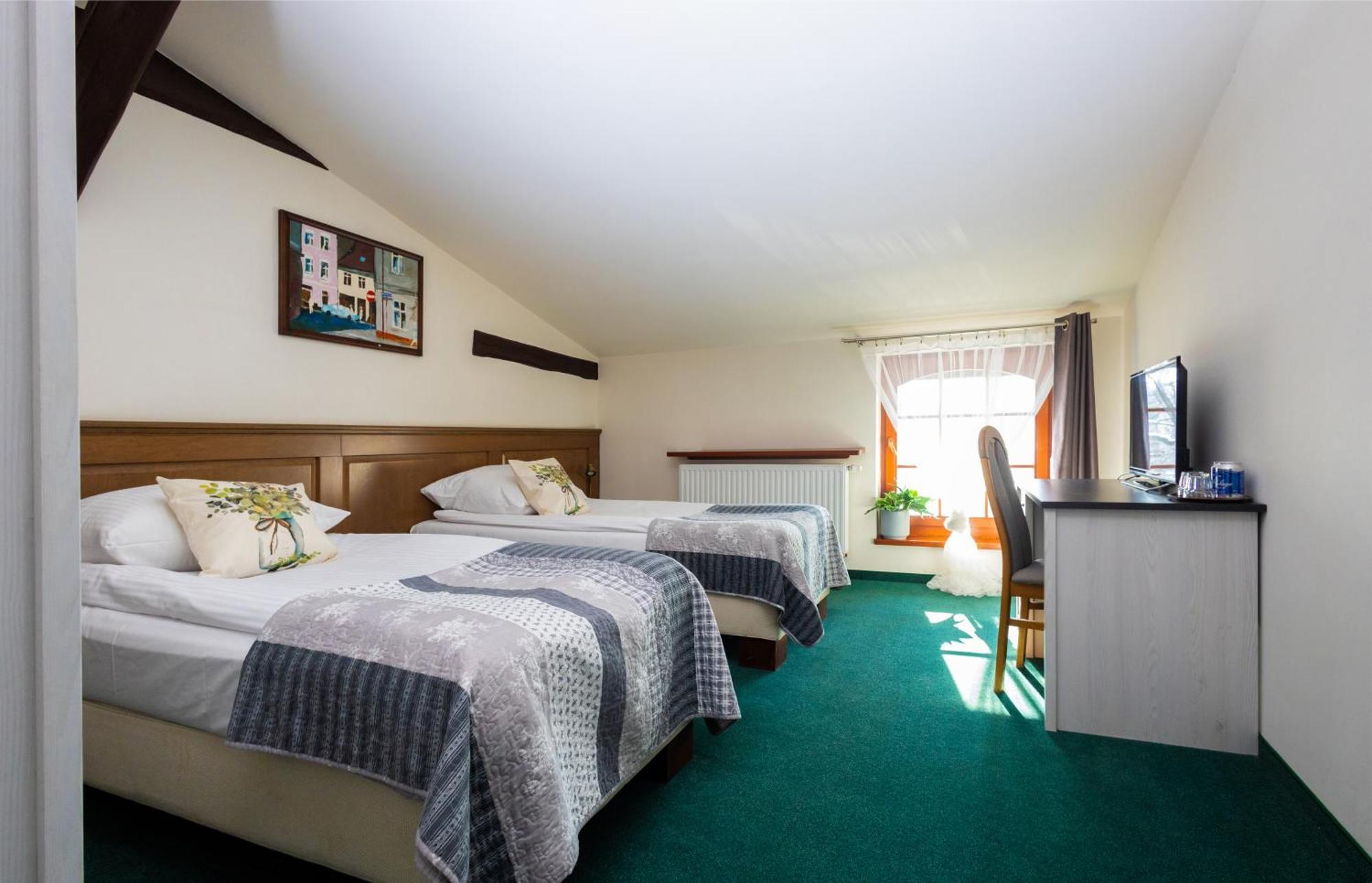 Hotel Sandro Silver & Spichlerz Antoniny Leszno  Εξωτερικό φωτογραφία